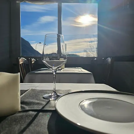 Ristorante Camino Alojamento de Acomodação e Pequeno-almoço Lugano